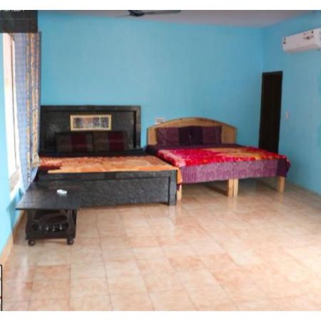 Hotel Nirvana Tapovan Екстериор снимка